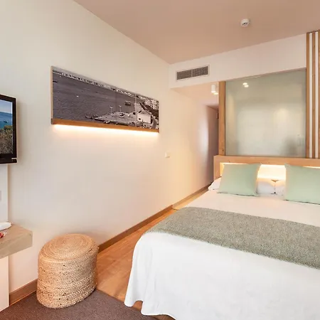 Montecarlo & Wellness מלון 4*