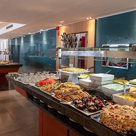 Montecarlo & Wellness 4* Росас