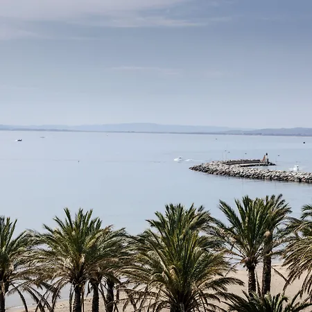 Отель Montecarlo & Wellness Росас
