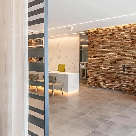Отель Montecarlo & Wellness
